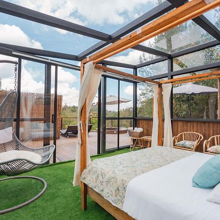 Готель Bubblesky Glamping 40 Min From Medellin Ель-Ретіро Екстер'єр фото