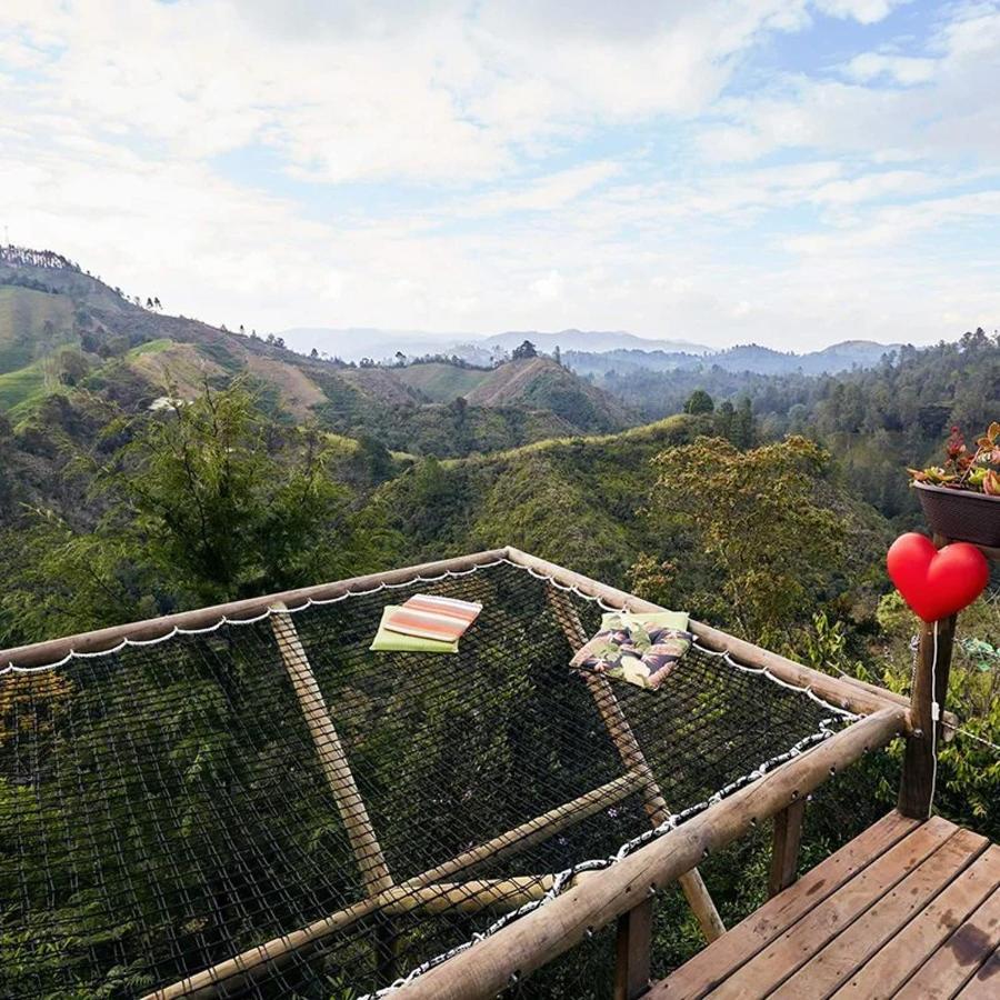 Готель Bubblesky Glamping 40 Min From Medellin Ель-Ретіро Екстер'єр фото