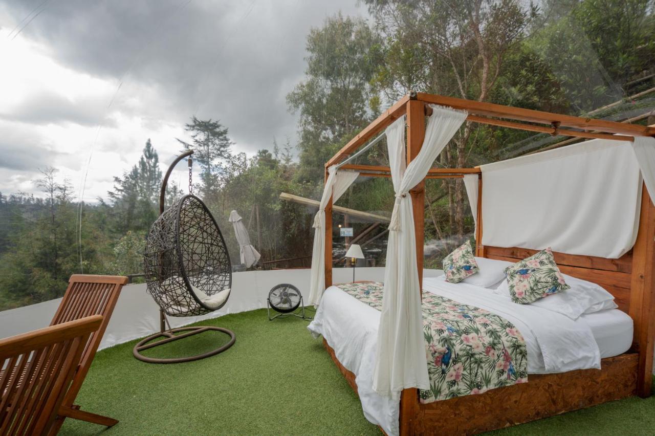 Готель Bubblesky Glamping 40 Min From Medellin Ель-Ретіро Екстер'єр фото