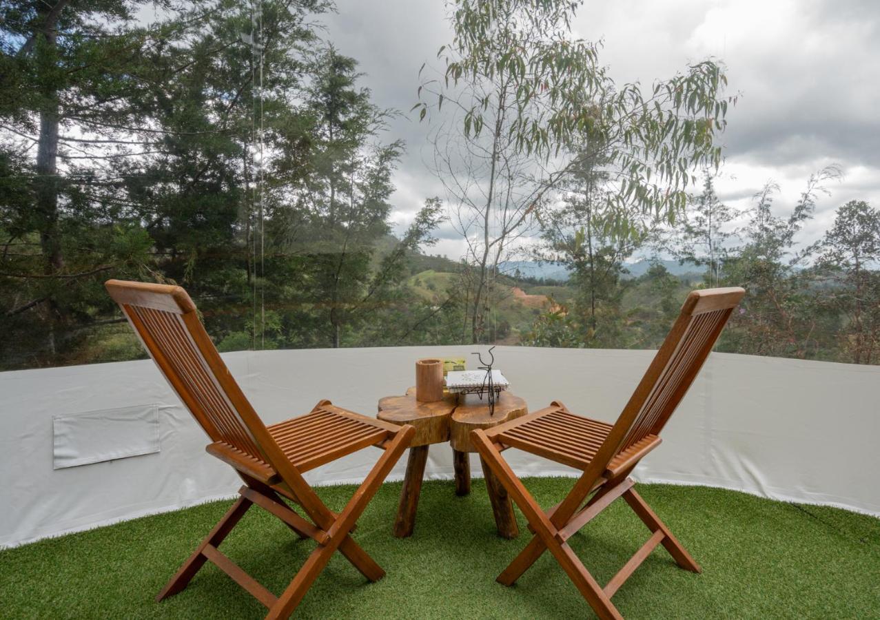 Готель Bubblesky Glamping 40 Min From Medellin Ель-Ретіро Екстер'єр фото