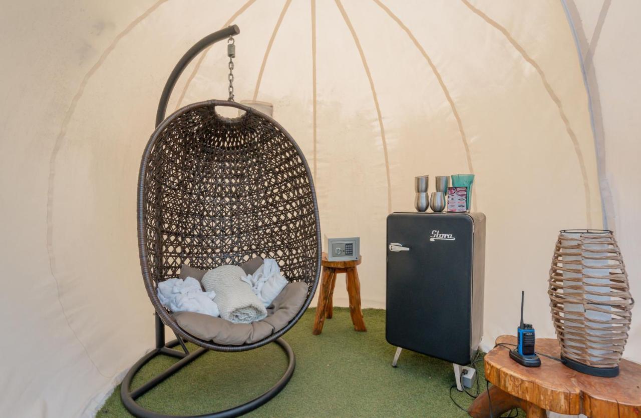Готель Bubblesky Glamping 40 Min From Medellin Ель-Ретіро Екстер'єр фото