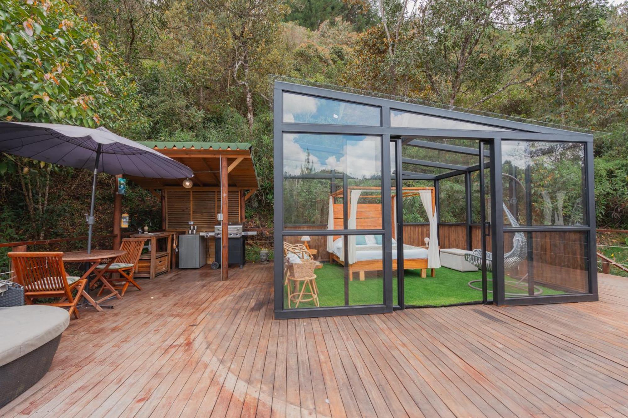 Готель Bubblesky Glamping 40 Min From Medellin Ель-Ретіро Екстер'єр фото